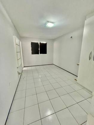 (MR) VENDA CASA - COND. GRAN PARK