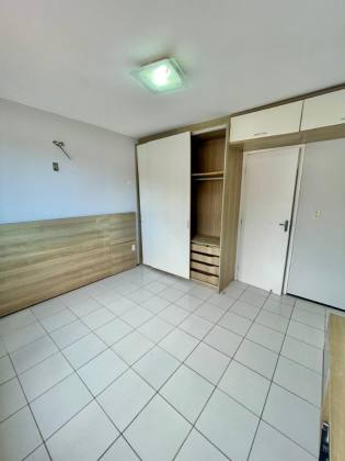 (MR) VENDA CASA - COND. GRAN PARK