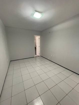 (MR) VENDA CASA - COND. GRAN PARK