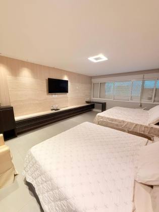 (MR) VENDA CASA ALTO PADRÃO - CALHAU