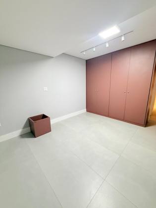 (MR) VENDA CASA ALTO PADRÃO - CALHAU