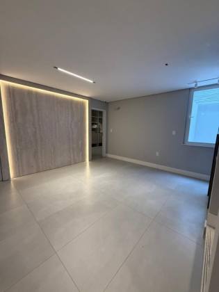 (MR) VENDA CASA ALTO PADRÃO - CALHAU