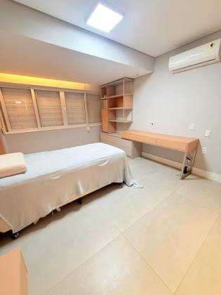 (MR) VENDA CASA ALTO PADRÃO - CALHAU