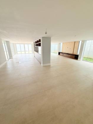 (MR) VENDA CASA ALTO PADRÃO - CALHAU