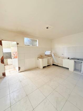 (MR)  CASA COMERCIAL - RENASCENÇA