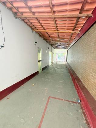 (MR)  CASA COMERCIAL - RENASCENÇA