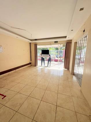 (MR)  CASA COMERCIAL - RENASCENÇA