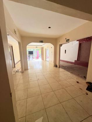 (MR)  CASA COMERCIAL - RENASCENÇA