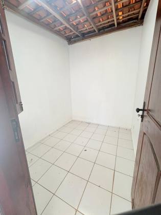 (MR) VENDA CASA - COND. PORTO BELO