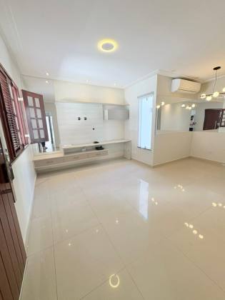 (MR) VENDA CASA - COND. PORTO BELO