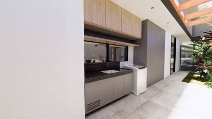 (MR) VENDA CASA - COND. DAMHA