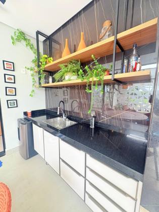 (MR) VENDA CASA - COND. DAMHA