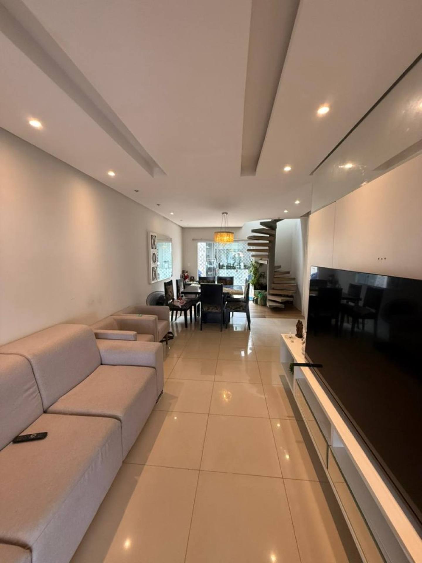 (MR) VENDA CASA DUPLEX - COND. ZEUS 1 NO TURU