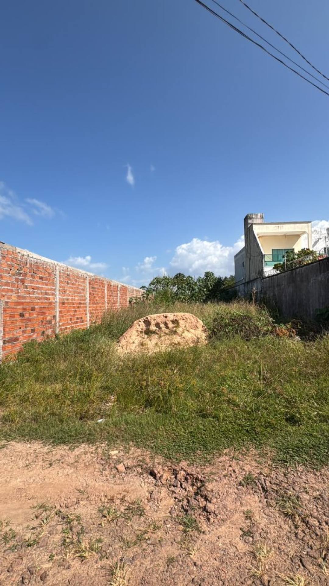 (MR) VENDA - LOTE NO ARAÇAGY