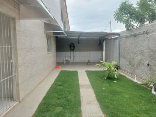 CASA EM PAU AMARELO 