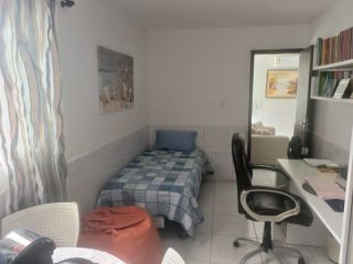 CASA EM PAU AMARELO 
