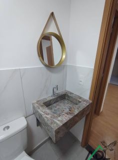 Seu Novo Lar de Revista: Reformado, Moderno e em Condomínio Clube!