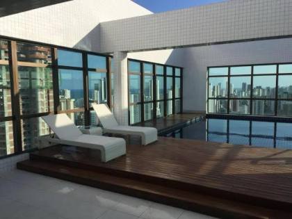 Seu Moura Dubeux mobiliado em Boa viagem