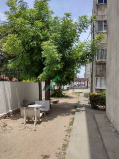 Apartamento 2 quartos no condomínio Pau Amarelo na Costa Azul