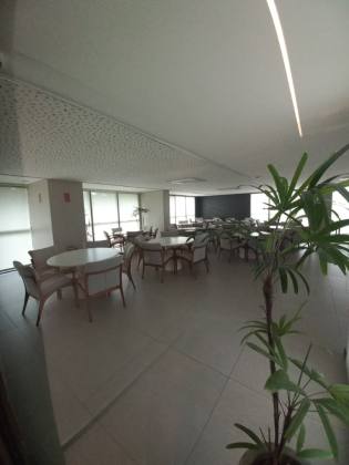 Seu Refúgio Urbano: Apartamento com Vista Privilegiada e Condomínio Clube Completo!