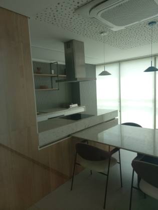 Seu Refúgio Urbano: Apartamento com Vista Privilegiada e Condomínio Clube Completo!