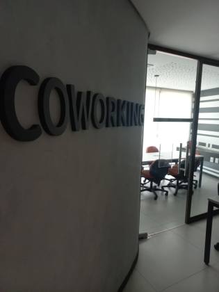 Seu Refúgio Urbano: Apartamento com Vista Privilegiada e Condomínio Clube Completo!