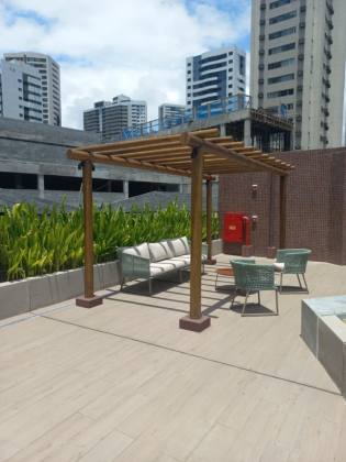 Studio de Alto Padrão a Metros da Praia de Boa Viagem — Conforto, Serviços e Alta Rentabilidade!