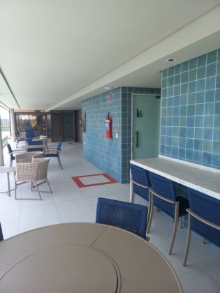 Studio de Alto Padrão a Metros da Praia de Boa Viagem — Conforto, Serviços e Alta Rentabilidade!