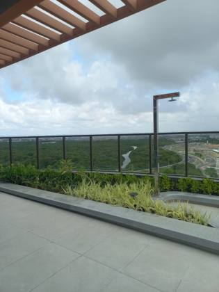 More no Endereço Mais Desejado do Recife: Alto Padrão, Natureza e Praia a 400m!