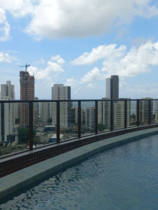 More no Endereço Mais Desejado do Recife: Alto Padrão, Natureza e Praia a 400m!