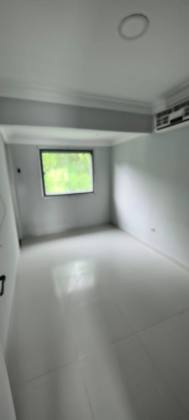 Casa Duplex Mobiliada a venda em Maria Farinha