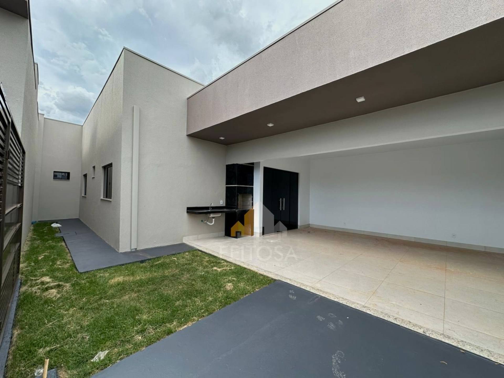 IMOVEL DISPONIVEL PARA VENDA NO BAIRRO OLENKA EM CAMPO NOVO DO PARECIS