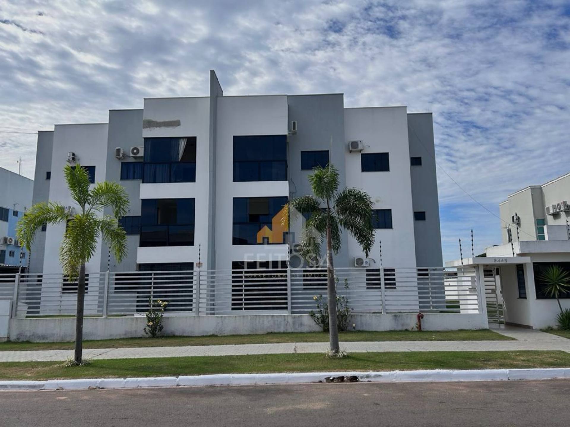 APARTAMENTO MOBILIADO DISPONIVEL PARA VENDA NO BAIRRO JARDIM DAS ORQUÍDEAS