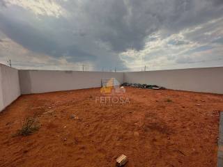 IMÓVEL COM ACABAMENTOS DE ALTO PADRÃO DISPONÍVEL VENDA NO BAIRRO JARDIM MILÃO