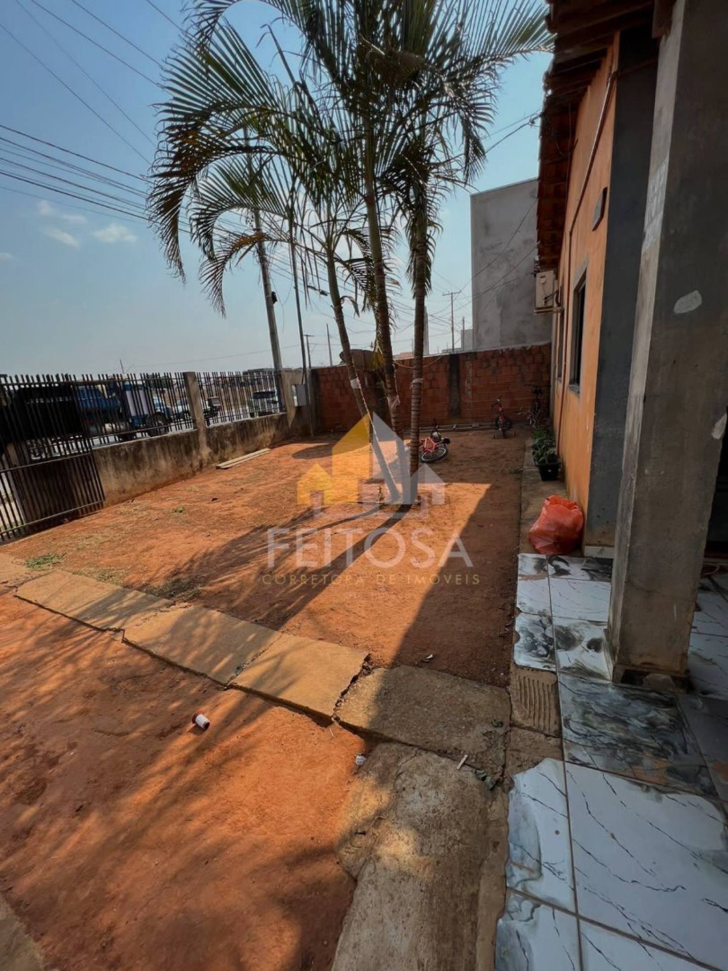 Imóvel disponível para venda na Rua dos Mamoeiros