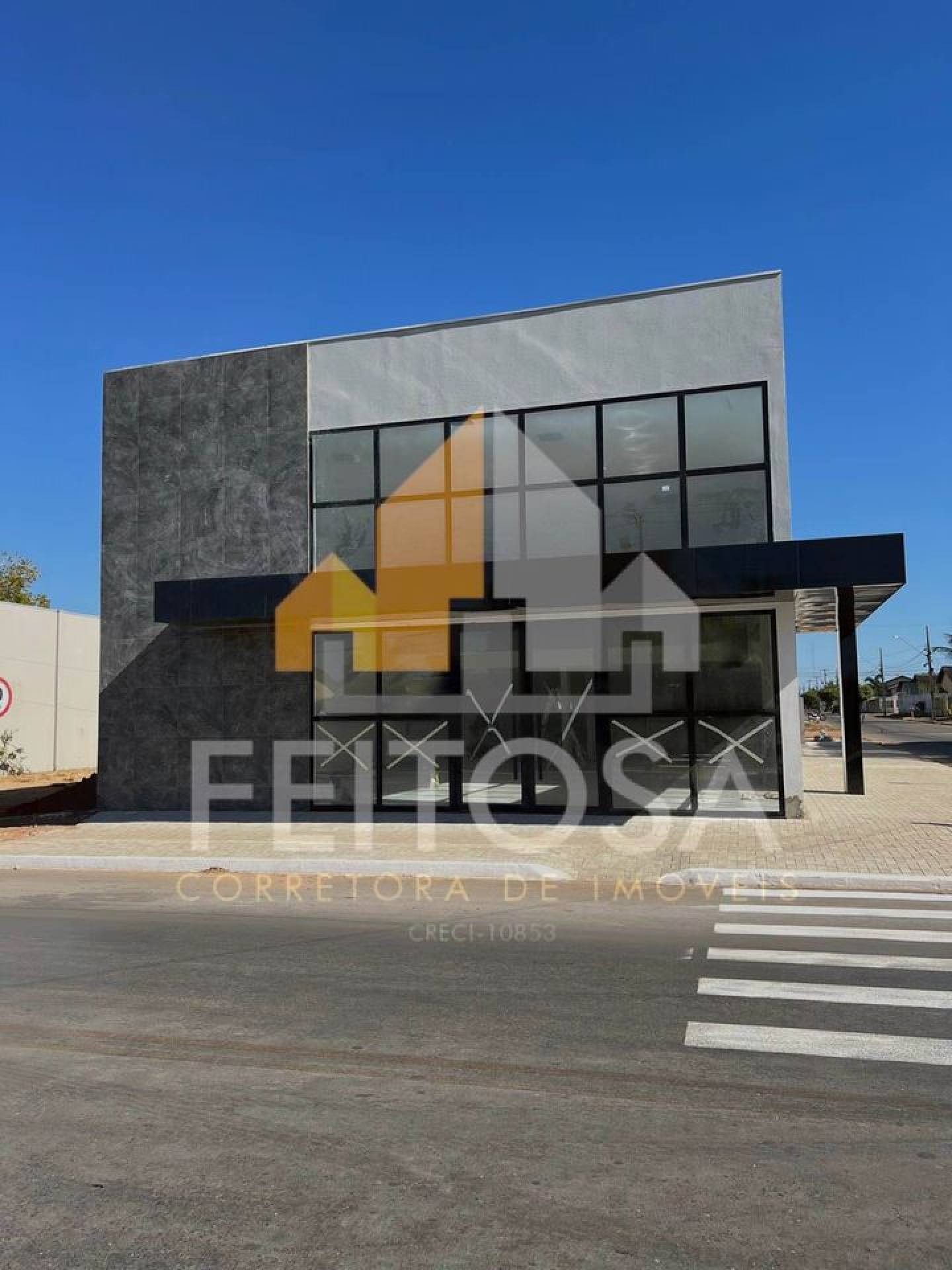 Sala comercial disponível para venda na Rua dos Mamoeiros