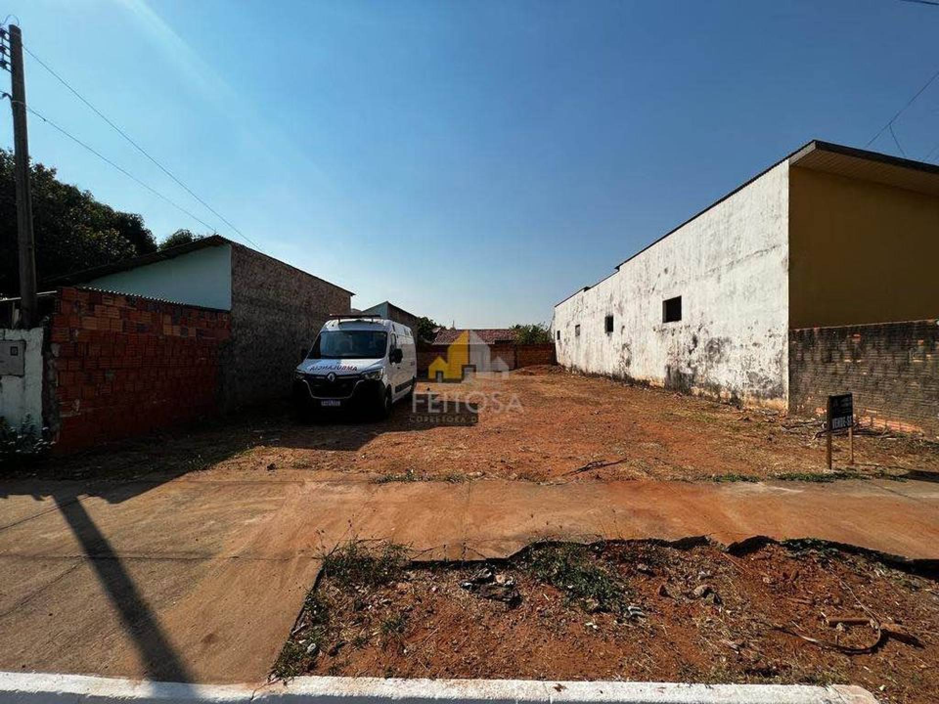 TERRENO A VENDA NO JARDIM IMPERIAL