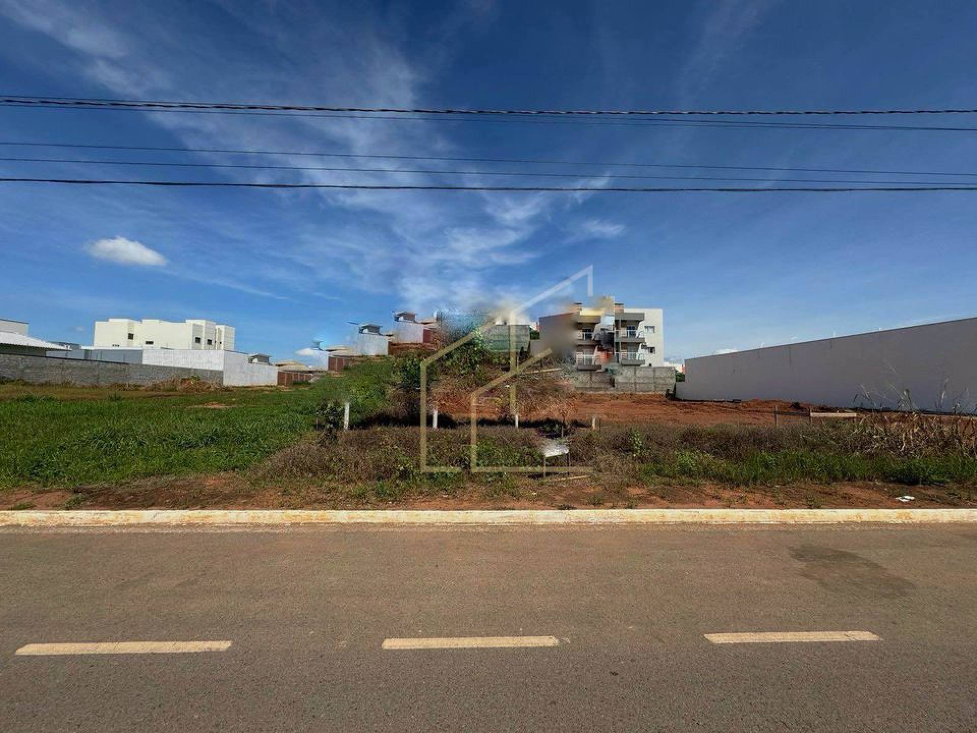 TERRENO DISPONIVEL PARA VENDA NO BAIRRO PARQUE DOS INGAS