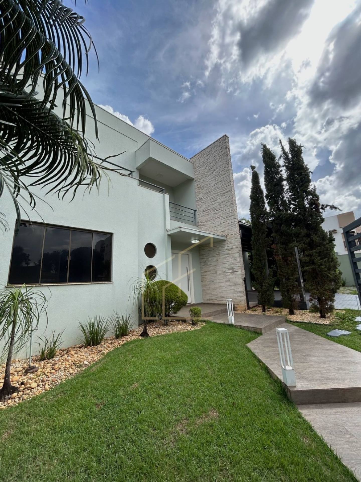 DUPLEX DE ALTO PADRAO DISPONÍVEL PARA VENDA NO BAIRRO JARDIM DAS ORQUIDEAS