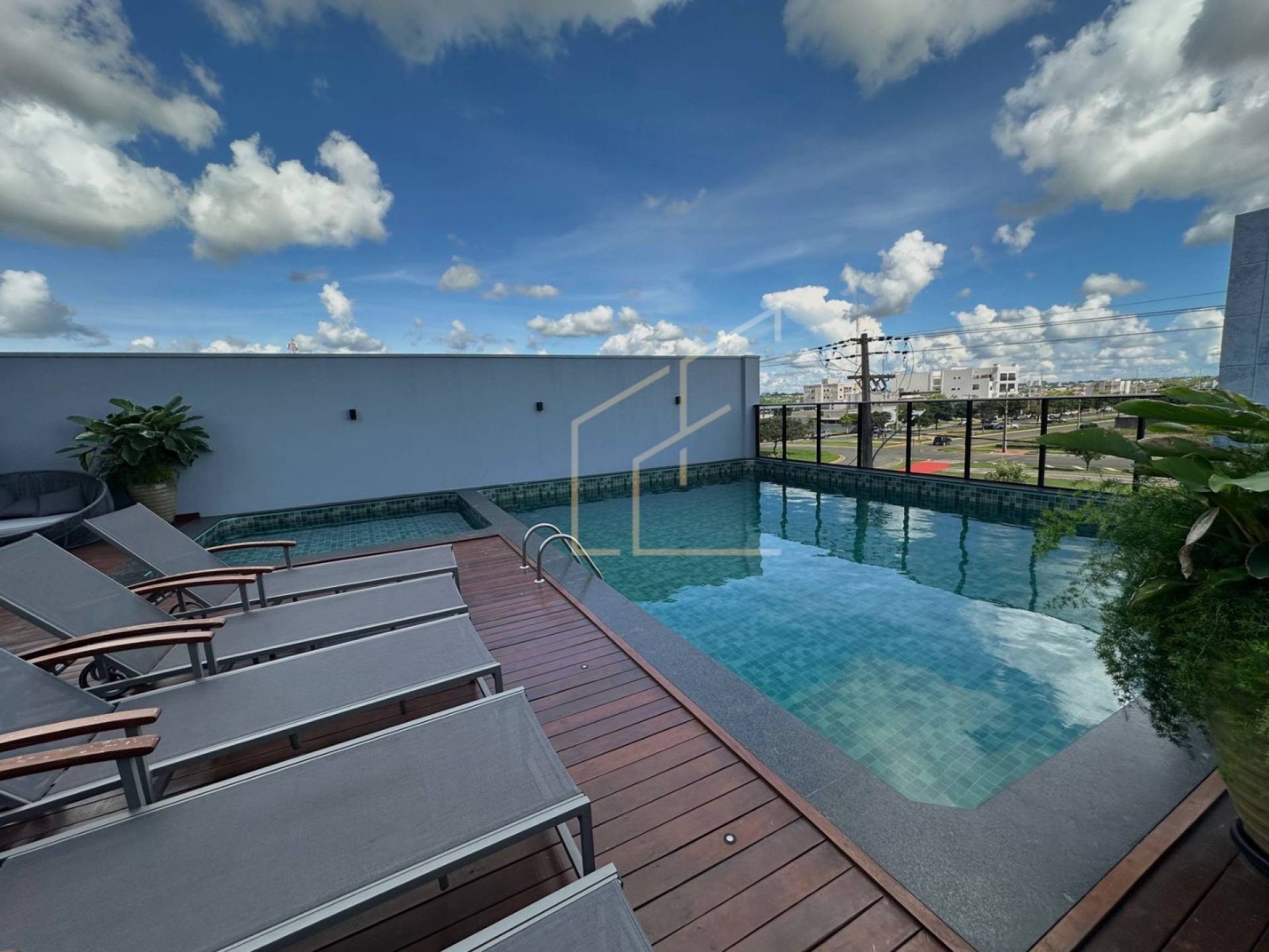 Apartamento Para Vender com 02 quartos 01 suítes no bairro Aeroporto  em Nova Mutum