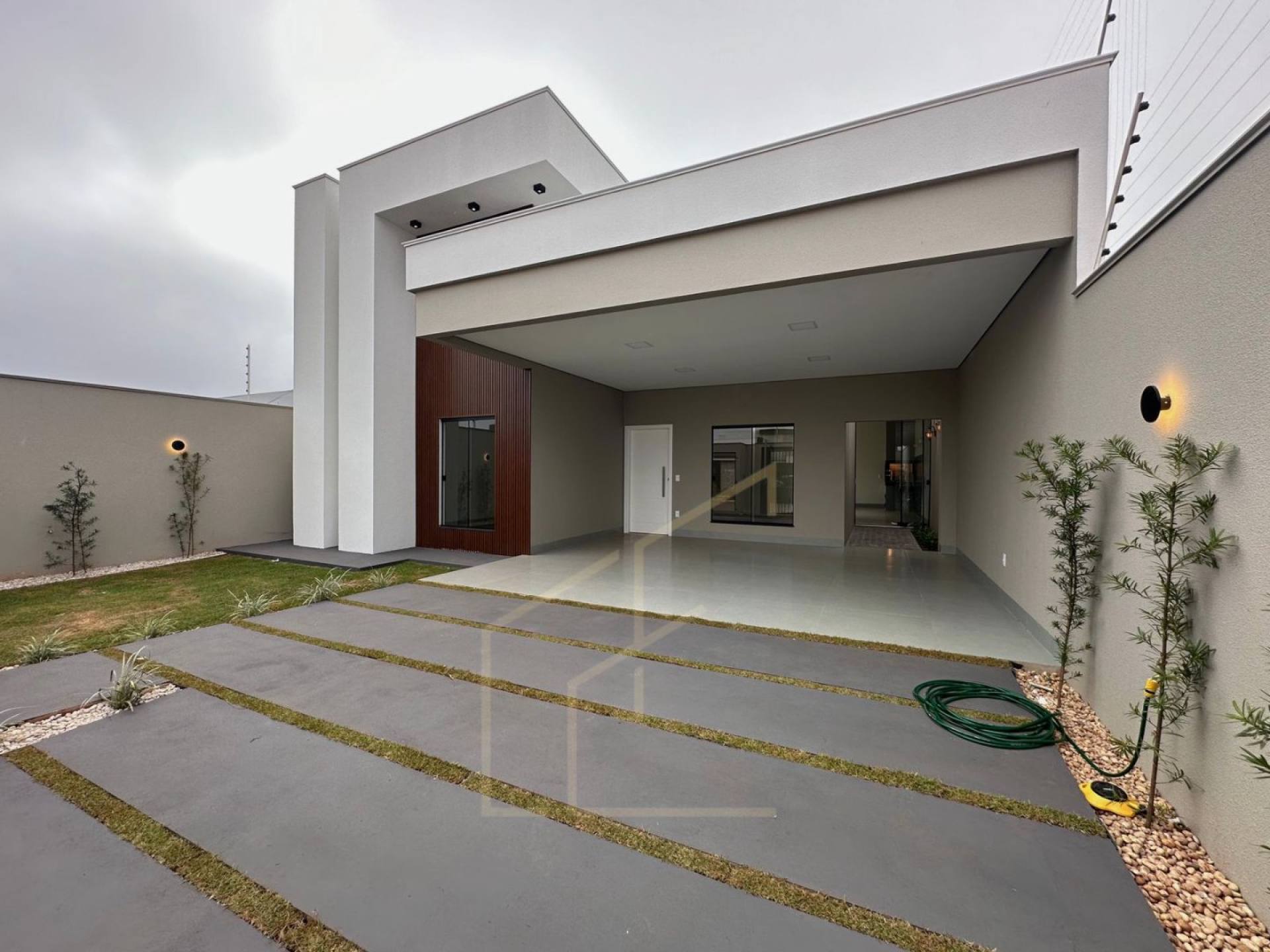 IMÓVEL DE ALTO PADRÃO DISPONÍVEL NO BAIRRO ELDORADO