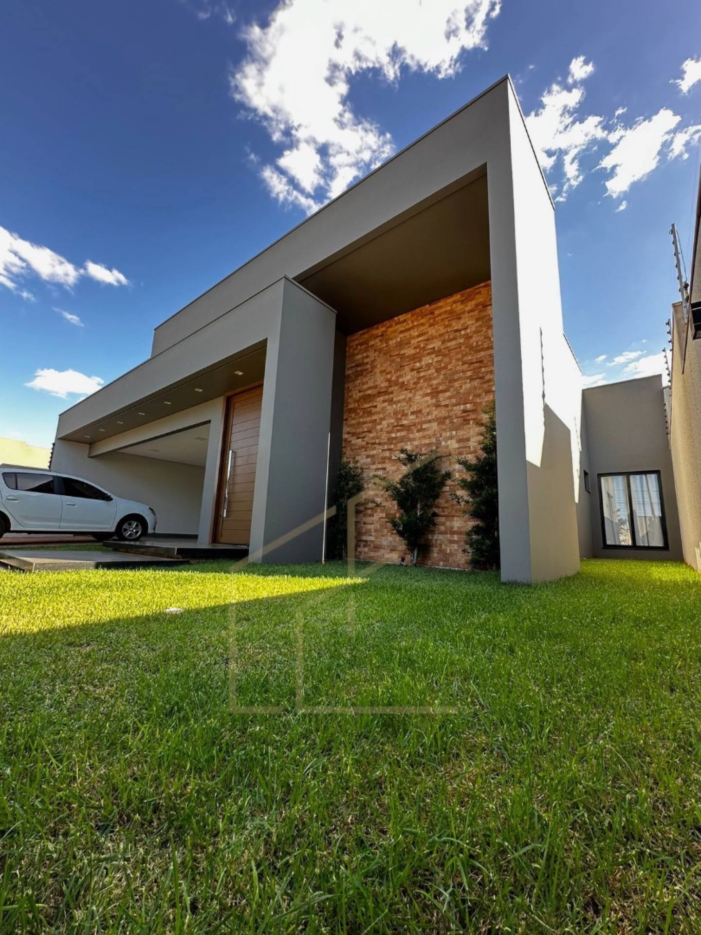 PROPRIEDADE DE ALTO PADRAO DISPONÍVEL PARA VENDA NO BAIRRO JARDIM ALVORADA✅