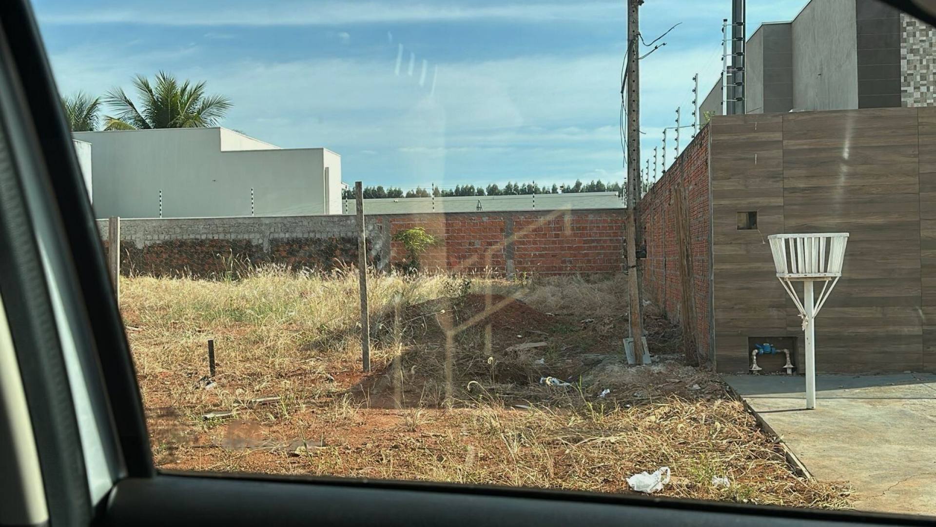 LOTE DISPONIVEL PARA VENDA NO BAIRRO JARDIM ALVORADA