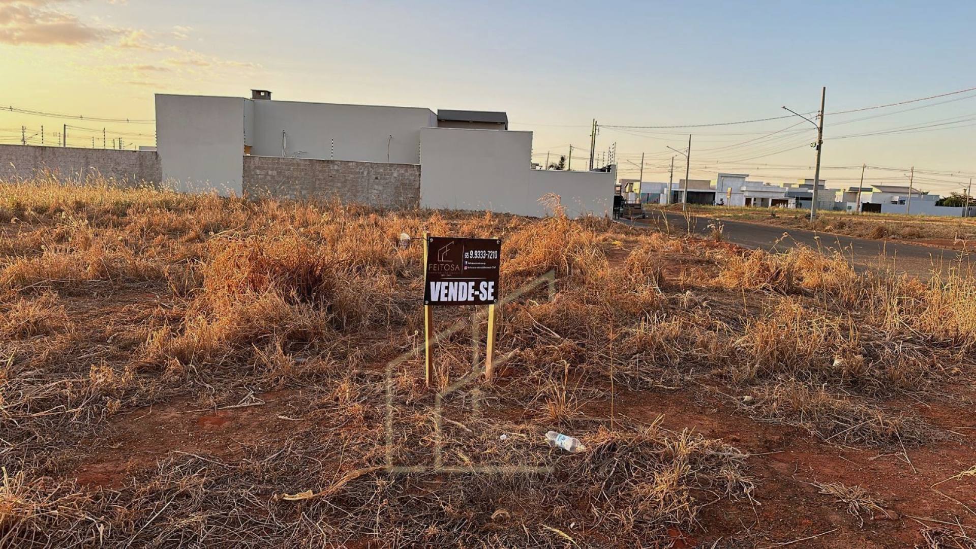 TERRENO DISPONIVEL PARA VENDA NO BAIRRO JARDIM ITALIA