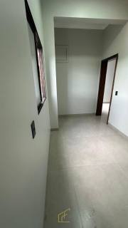 APARTAMENTO MUITO BEM LOCALIZADO DISPONIVEL PARA VENDA