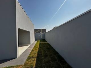 CASA DISPONÍVEL PARA VENDA JARDIM ITÁLIA