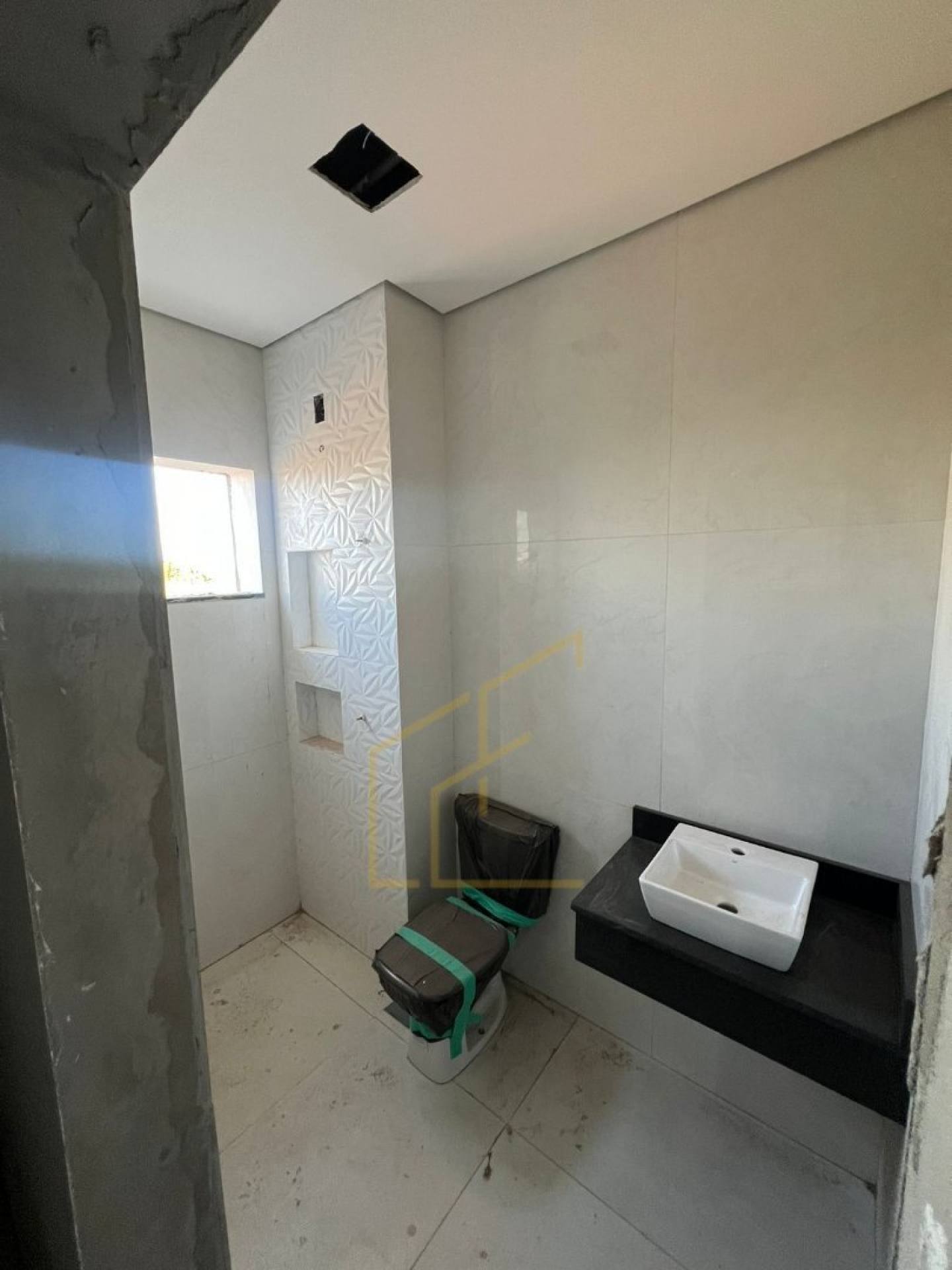 APARTAMENTO DISPONÍVEL PARA VENDA NO CENTRO