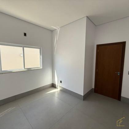 CASA DISPONÍVEL PARA VENDA NA PLANTA BAIRRO MONTSERRAT