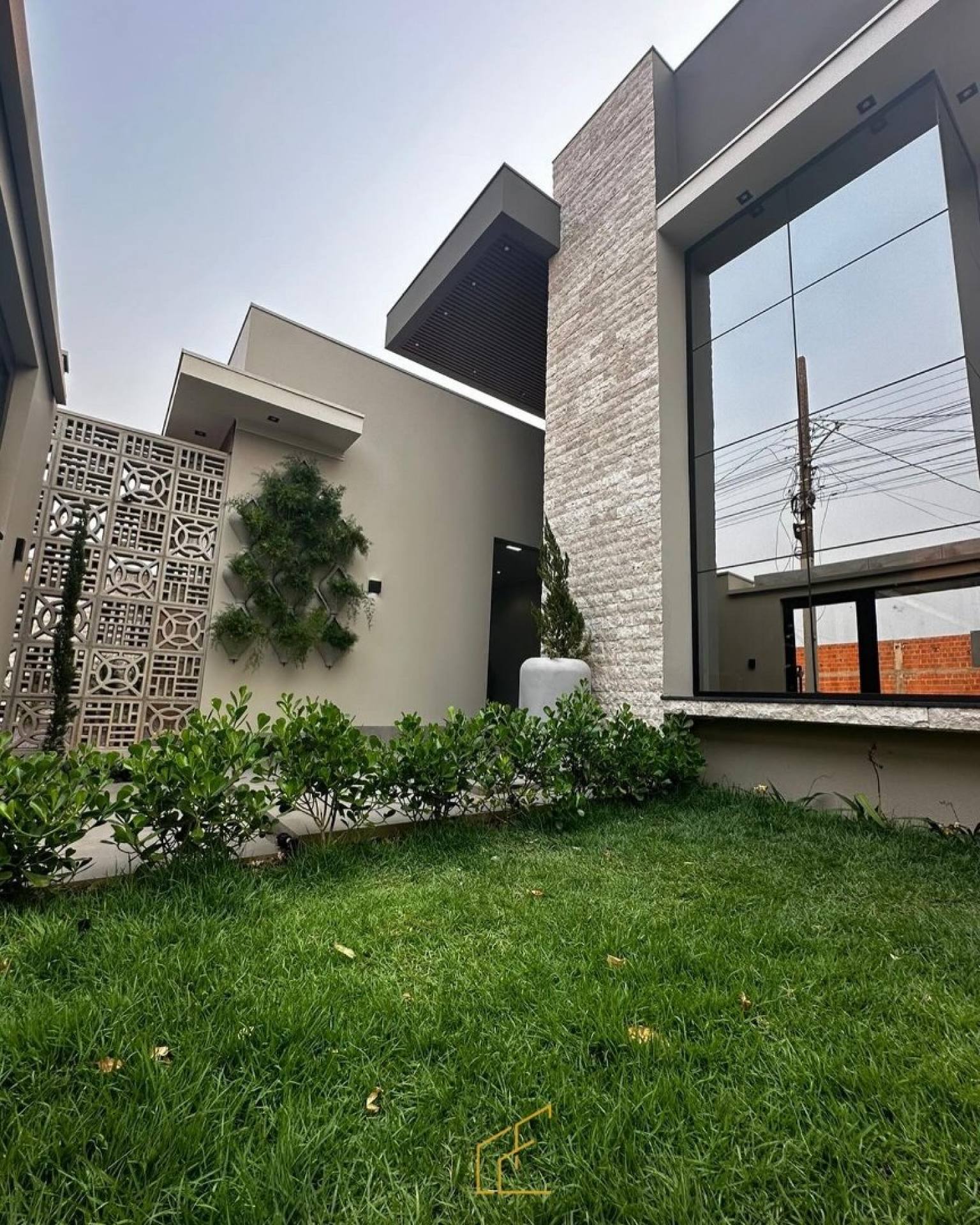 IMÓVEL DE ALTO PADRÃO DISPONÍVEL PARA VENDA NO BAIRRO JARDIM ALVORADA