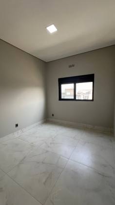 PRÉDIO COM 06 APARTAMENTOS DISPONÍVEL PARA VENDA PARQUE DOS INGÁS